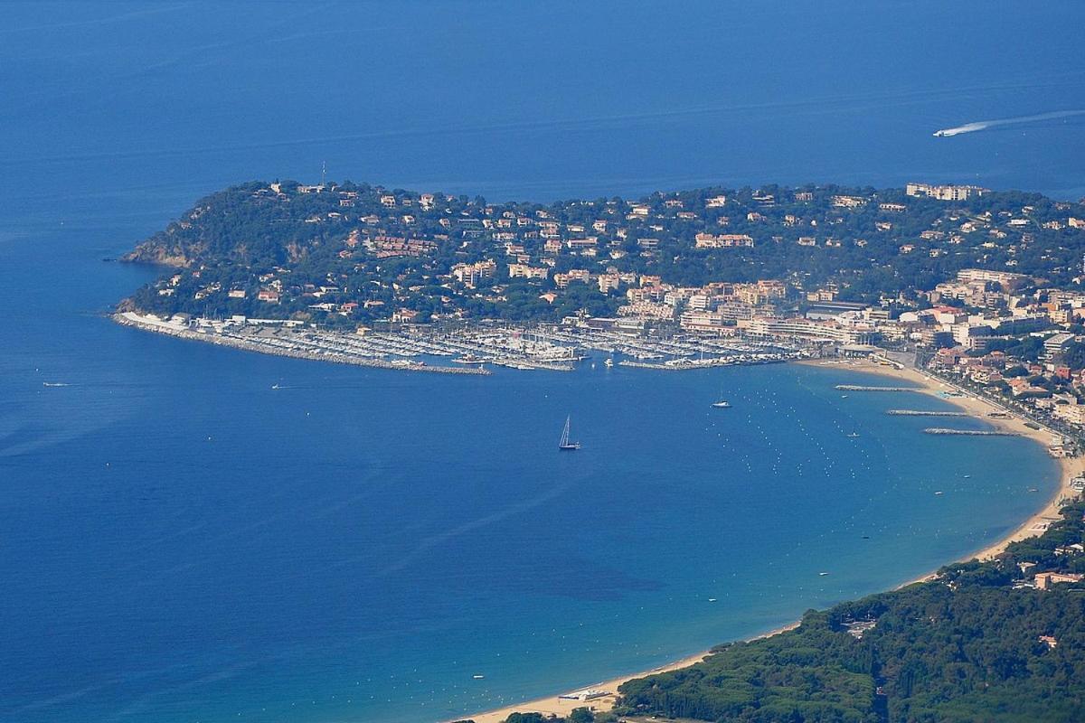 Centre Ville ,5Min De La Plage 6 Personnes Cavalaire-sur-Mer Bagian luar foto